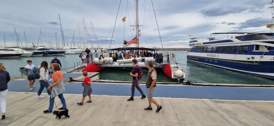 Cambrils: Private Catamaran Luxury 3h Drinks,Snacks Pickup - Private Catamaran Experience