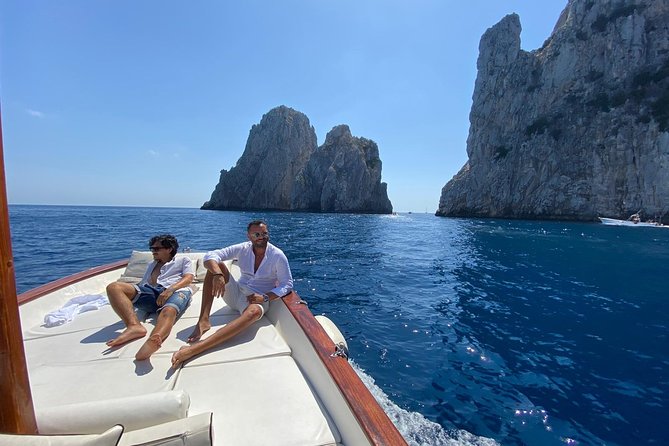 Capri Boat Tour: Living La Dolce Vita - Customer Experiences Shared