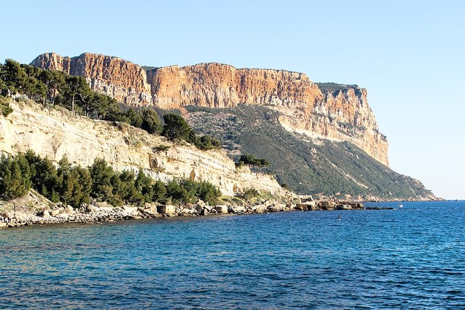 Cassis Ancient Fishing Port, Calanques & Spectacular Cap Canaille Private Tour - Additional Traveler Assistance