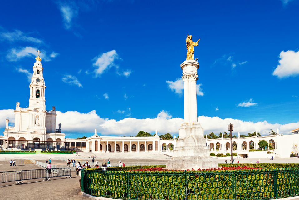 Full Day Nazaré & Fátima Tour - Additional Information