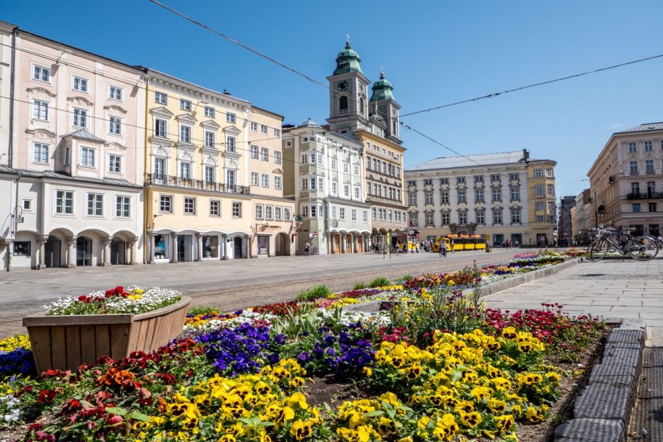 Linz: Private Guided Cycling Tour - Location and Highlights