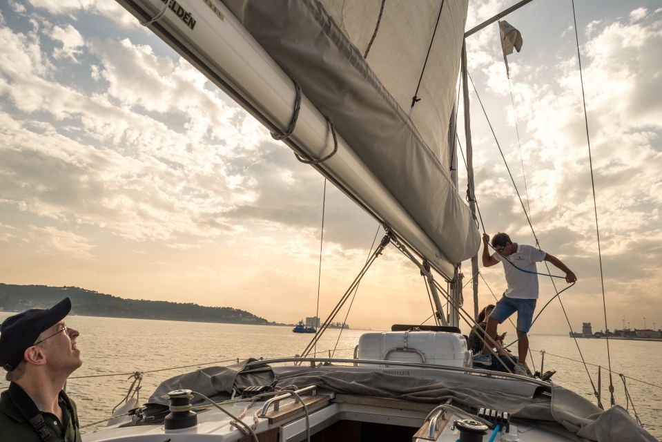 Lisbon: Private Sunset Cruise on the Tagus River With Drink - Logistics and Languages