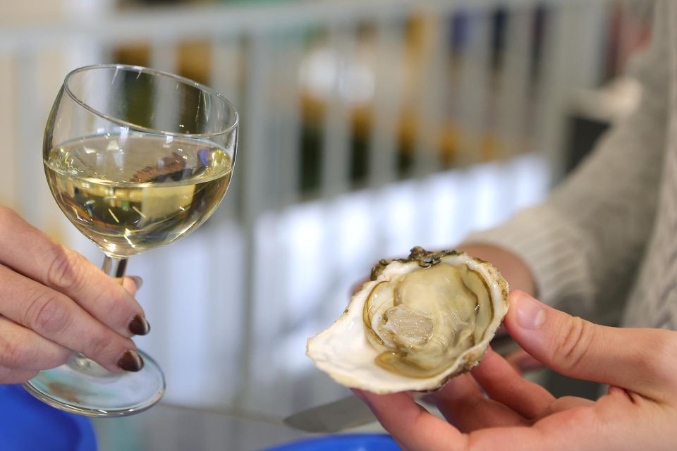 Loupian: Tour Guide of Our Oyster Farm and Tasting - Customer Reviews and Ratings