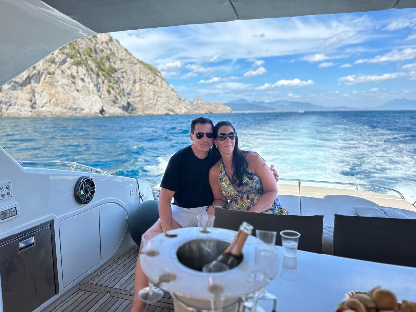 Luxury Yacht Tour Amalfi Coast With Aperitif - Highlights