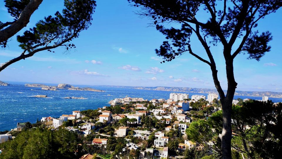 Marseille: Local Neighborhoods Guided Walking Tour - What to Expect on the Tour