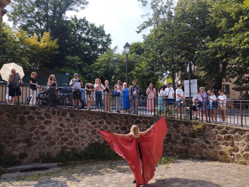 Montmartre Enchanted: Singing & Guided Tour - Montmartres Hidden Gems