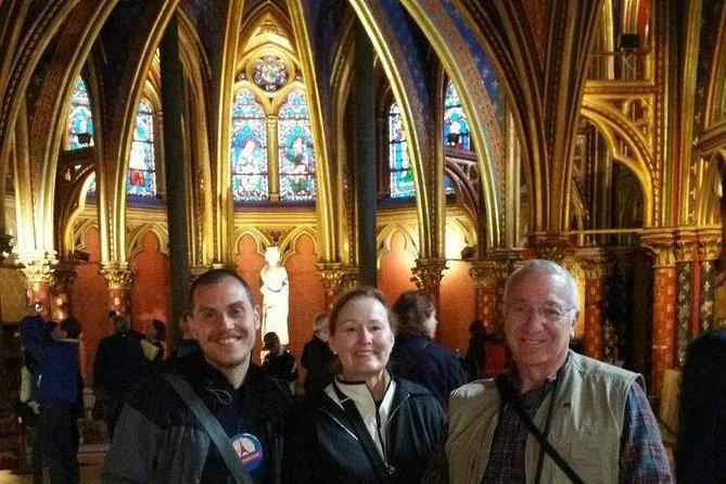 Notre Dame Quartier Sainte-Chapelle & Conciergerie 2H Private Tour in Paris - Common questions