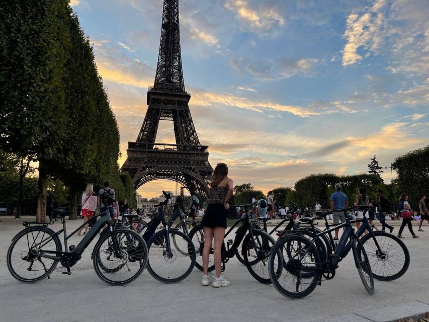 Paris: Guided Private E-bike Sightseeing Tour - Booking and Pricing