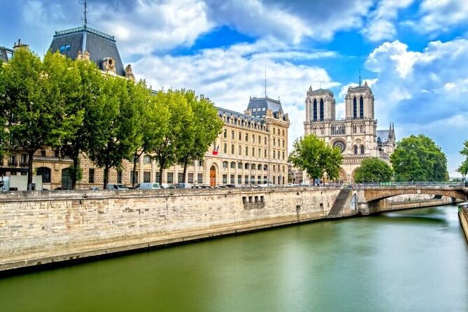 Paris Ile-de-la-Cité Walking Tour: Max 6 People Group or Private - Inclusions in the Tour Package