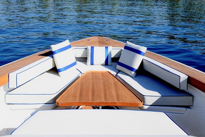 Private 5-Hour Cruise on Ultra Luxury Brand-New Yacht in Mykonos (Nevma) - Luxury Yacht Features