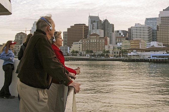 Straight to the Gate Access: San Francisco Bridge-to-Bridge Cruise - Multilingual Audio Commentary