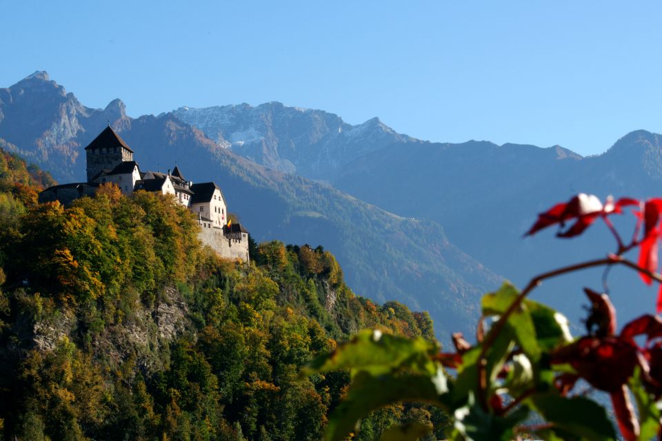 Vaduz: 35-Minute City Train Tour in 15 Languages - Product Information