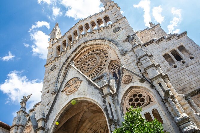 Valldemosa and Valley of Soller Tour in Mallorca - Art Appreciation