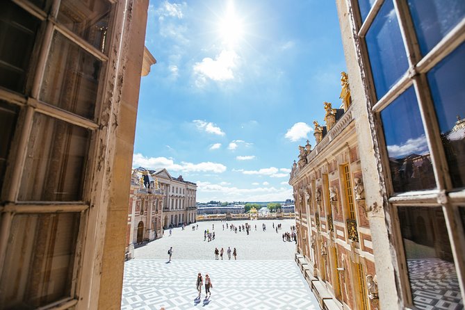 Versailles Palace: Guided Tour With Skip-The-Line Gardens Ticket - Important Directions for Visitors