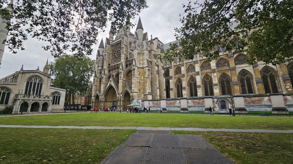 VIP Skip the Line Westminster Abbey & The Crown Highlights - Important Information