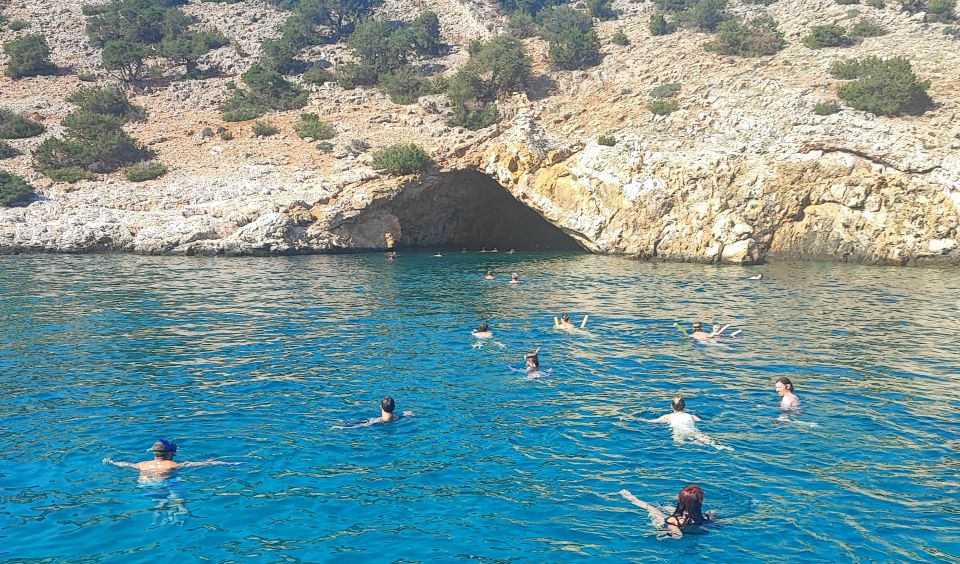 Agia Anna: Koufonisia Cruise and Rina Cave Swim With BBQ - Common questions