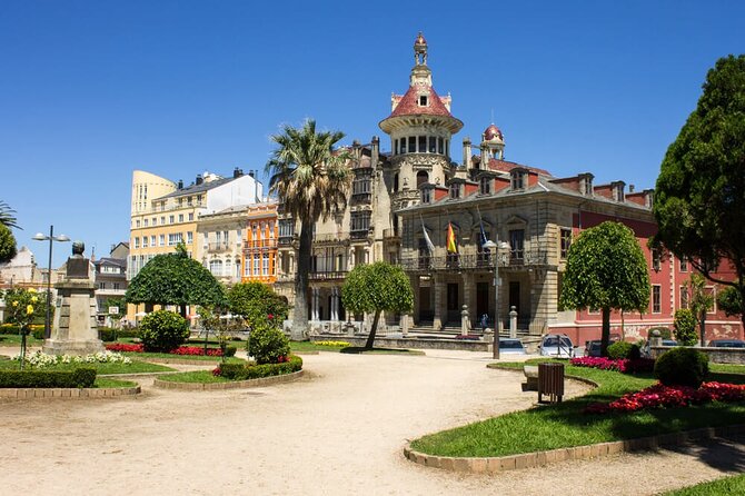 Excursion to Playa De Las Catedrales, Lugo & Ribadeo From Santiago De Compostela - Guide Behavior and Communication