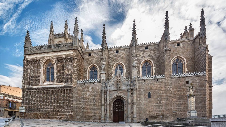 Full-Day Private Toledo Tour From Madrid With Driver & Guide - Pickup Information