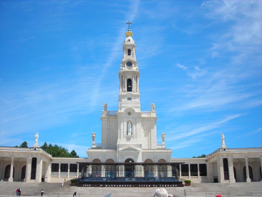 Lisbon and Fatima Sanctuary Full-Day Private Tour - Inclusions