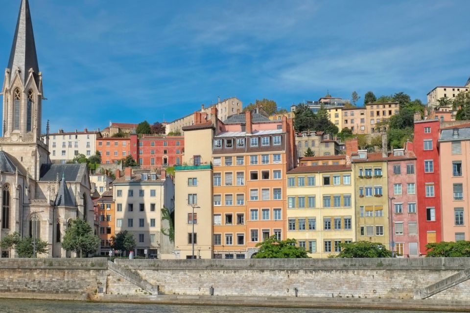 Lyon: First Discovery Walk and Reading Walking Tour - Getting Started With the Tour