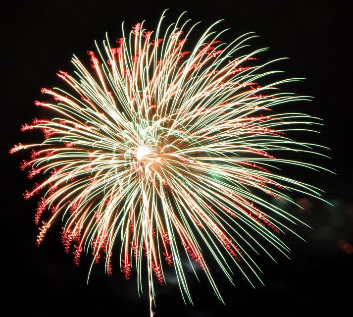 Oahu: Friday Night Fireworks Sail From Hilton Hawaiian Pier - Requirements