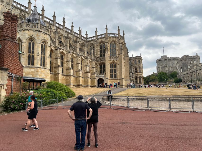 Private Trip to Windsor Castle and Stonehenge - Directions