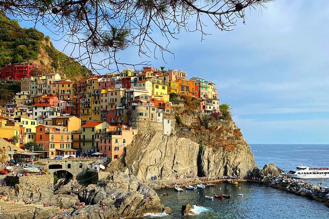 Relaxing Boat Tour With Aperitif in Cinque Terre - Pricing Details