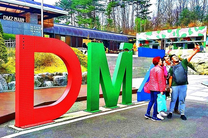 Small Group DMZ Tour + Seoul Essence {Private and Private-Guided-Seat-In-Coach} - Tour Inclusions and Exclusions