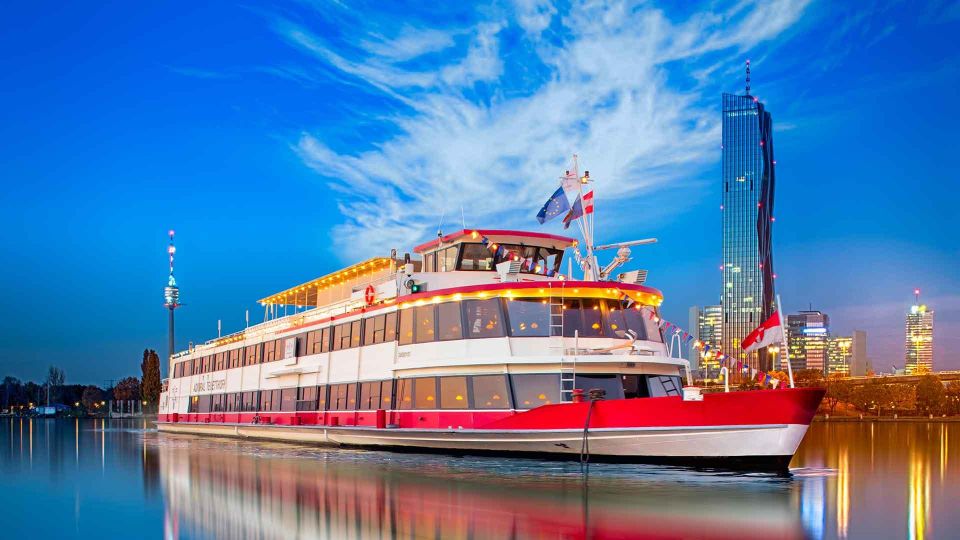 Vienna: 3,5-Hour Danube Cruise "Austropop" - All-Inclusive Package