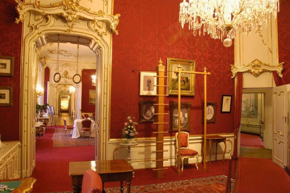 Vienna: Hofburg and Empress Sisi Museum Guided Tour - Additional Activity Information