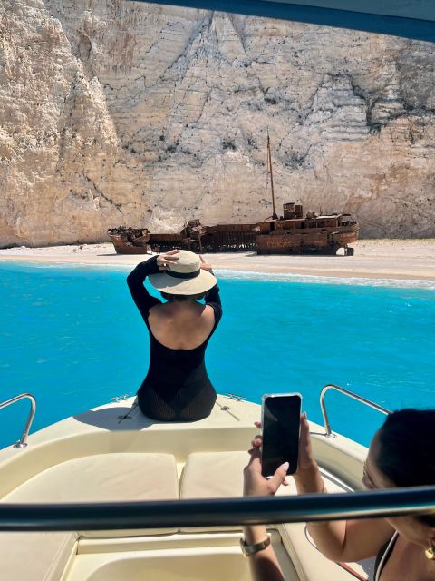 Zakynhtos: Private Vip Tour With Optional Boat Trip - Optional Boat Trip