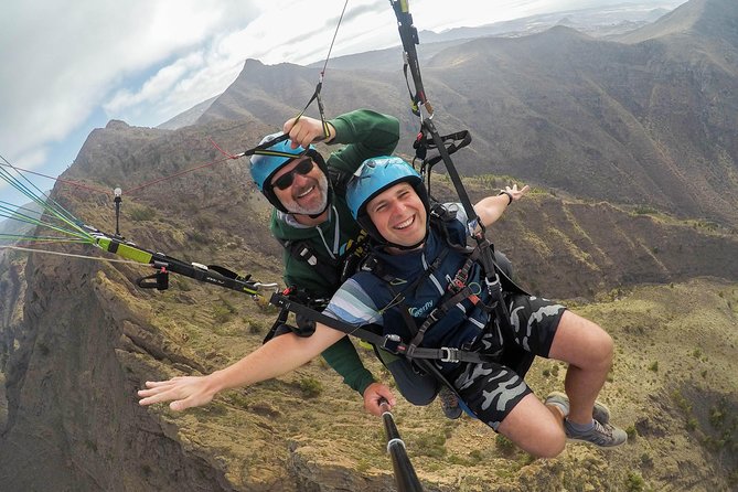 Acrobatic Paragliding Tandem Flight in Tenerife South - Common questions