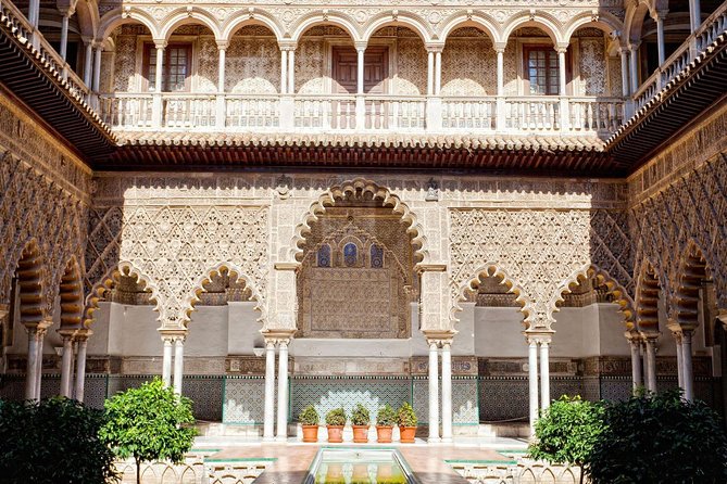 Alcazar of Seville Early Access English Tour With Optional Cathedral & Giralda - Directions