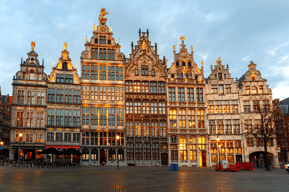 Antwerp: First Discovery Walk and Reading Walking Tour - Common questions