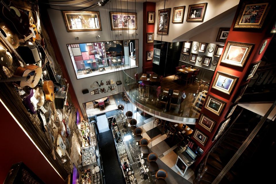 Brussels: Hard Rock Cafe With Set Menu for Lunch or Dinner - Experience Duration