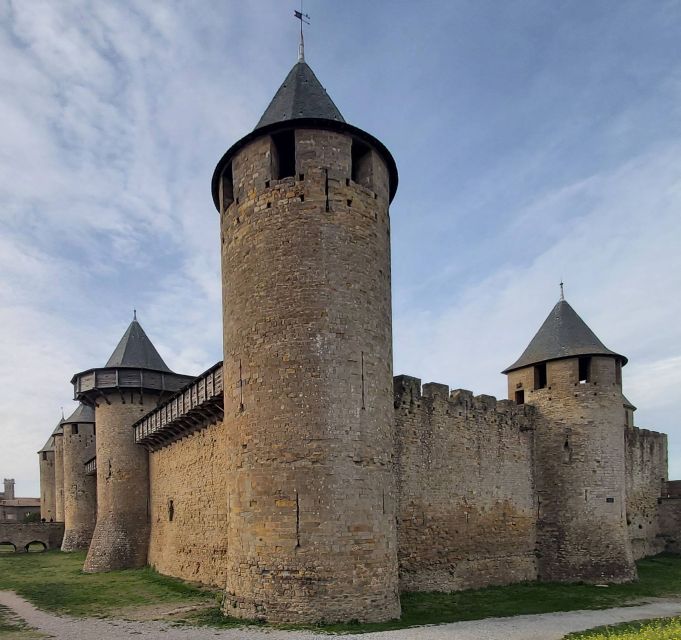 Carcassonne: Medieval Walls Self-Guided Smartphone App Tour - Common questions