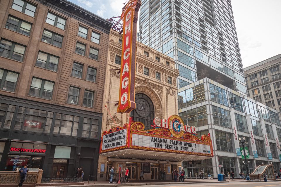 Chicago Loop by Train Experience: With All Day CTA Pass - Common questions