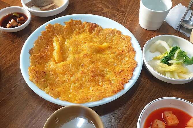 Enjoy Korean Foods at Decades Old Restaurants in Daegu - Daegus Hidden Gems Revealed