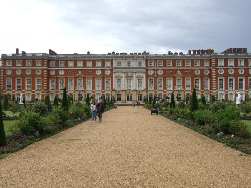 Hampton Court Palace Private Tour With Fast Track Entry - Insights From Customer Reviews