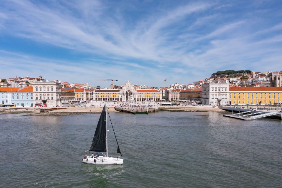 Lisbon: Private Sailboat Tour on the Tagus at Sunset - Important Directions