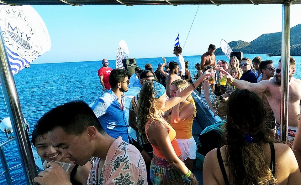 Mykonos: Sunset Boat Party With Open Bar & Live DJ - What to Bring