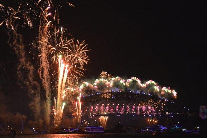 New Years Eve Sydney Harbour Cruise - Sydney Harbour Fireworks Display