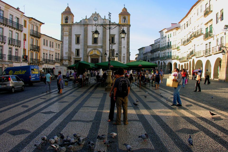 Private Tour Évora & Arraiolos - Common questions