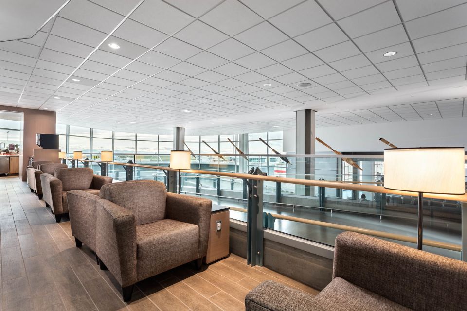 Vancouver International Airport (YVR): Premium Lounge Entry - Customer Reviews and Ratings