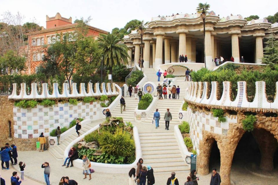 Barcelona & Park Güell: Private Half-Day Tour With Pickup - Directions