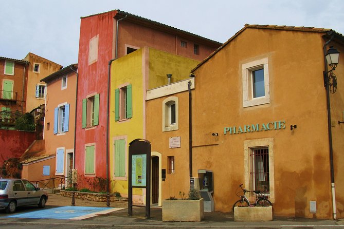 Market & Perched Villages of the Luberon Day Trip From Marseille - Travelers Reviews and Highlights