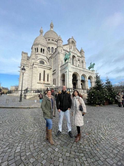 Montmartre: Guided Tour From Moulin Rouge to Sacré-Coeur - What to Expect From the Tour