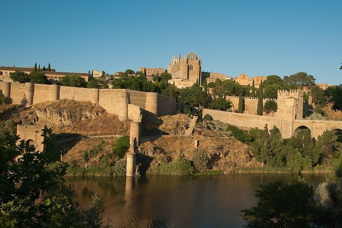 Private Tour in Toledo With Guide Tickets Included to Monuments - Common questions