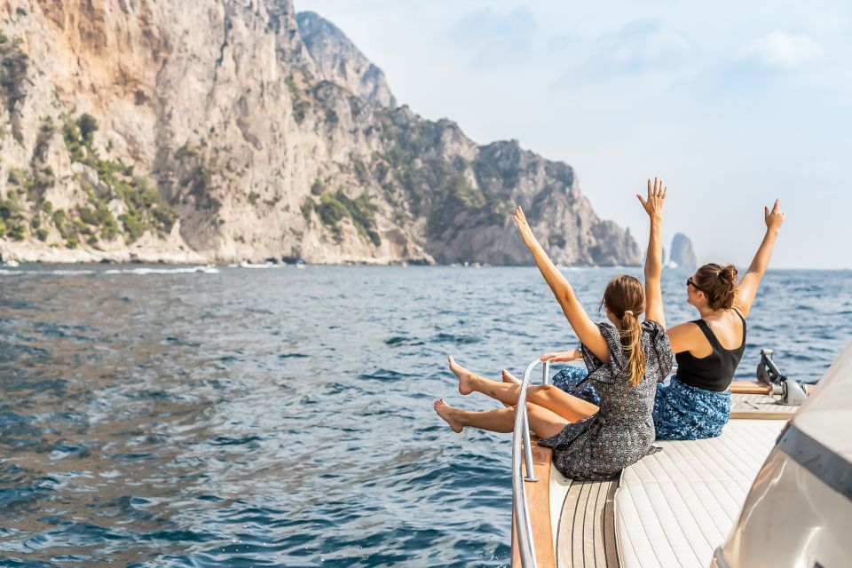 Sorrento: Exclusive Capri Boat Tour and Optional Blue Grotto - Common questions