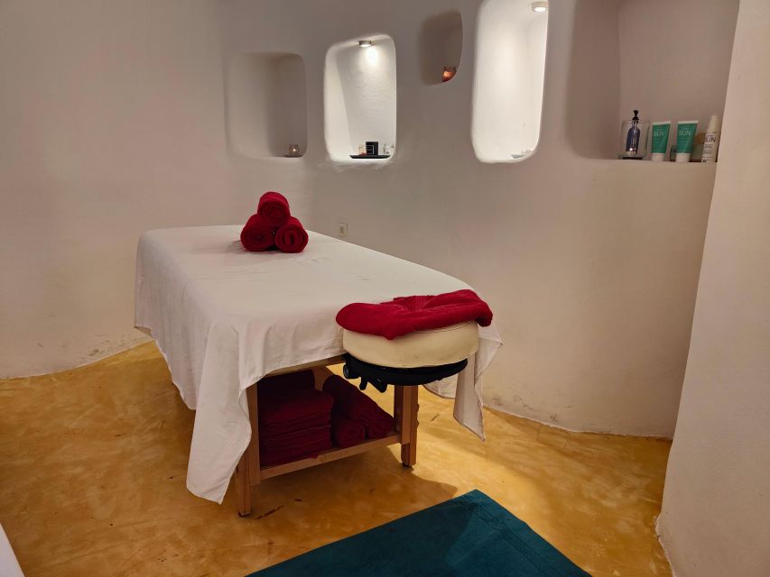 Santorini: Aromatherapy Couples Massage - Common questions